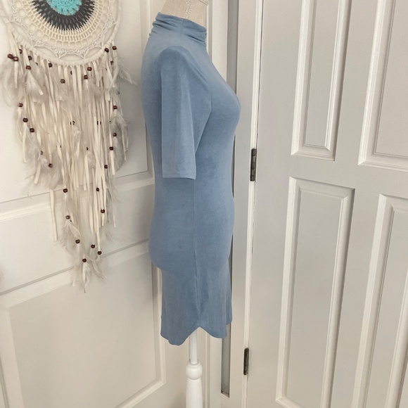 Blue Blush | Vintage Y2K Light Blue Suede Bodycon Mini Dress, Made in USA, M - Picture 5 of 10